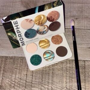 Morphe Python Code Eyeshadow Palette w/M573 Blending Brush